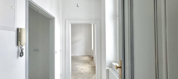 Studio in Meidling, Austria No. 205902 3