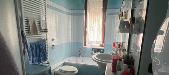 4-salle Appartement à Nova Milanese, Italy No. 8240 6