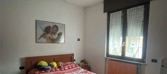 4-salle Appartement à Nova Milanese, Italy No. 8240 8
