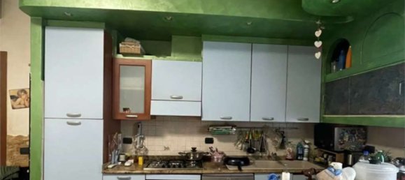 4-salle Appartement à Nova Milanese, Italy No. 8240 9