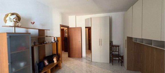 Apartamento de 3 habitaciónes en Taranto, Italy No. 274302 7