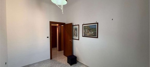 Apartamento de 3 habitaciónes en Taranto, Italy No. 274302 4