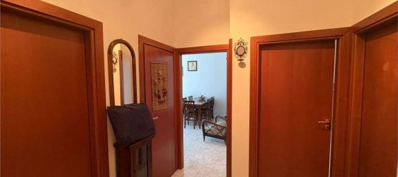 Apartamento de 3 habitaciónes en Taranto, Italy No. 274302 16