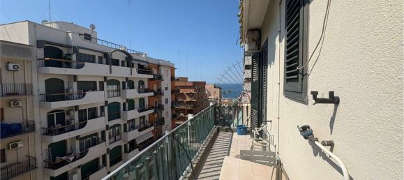 Apartamento de 3 habitaciónes en Taranto, Italy No. 274302 12