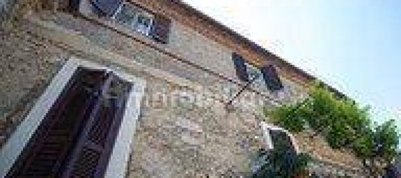 Квартира с 1 спальней в Монтелеоне Сабино, Италия № 107766 2