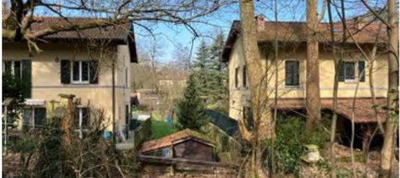 7غرفة شقة في Carate Brianza, Italy رقم 3693 4