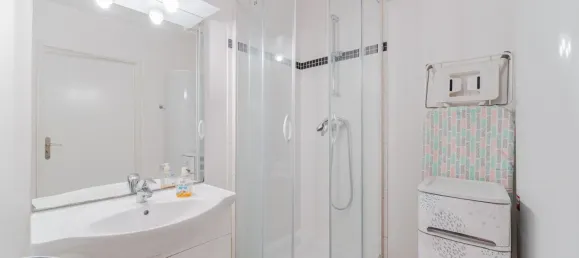 Apartamento de 3 habitaciónes en Tours, France No. 352910 5