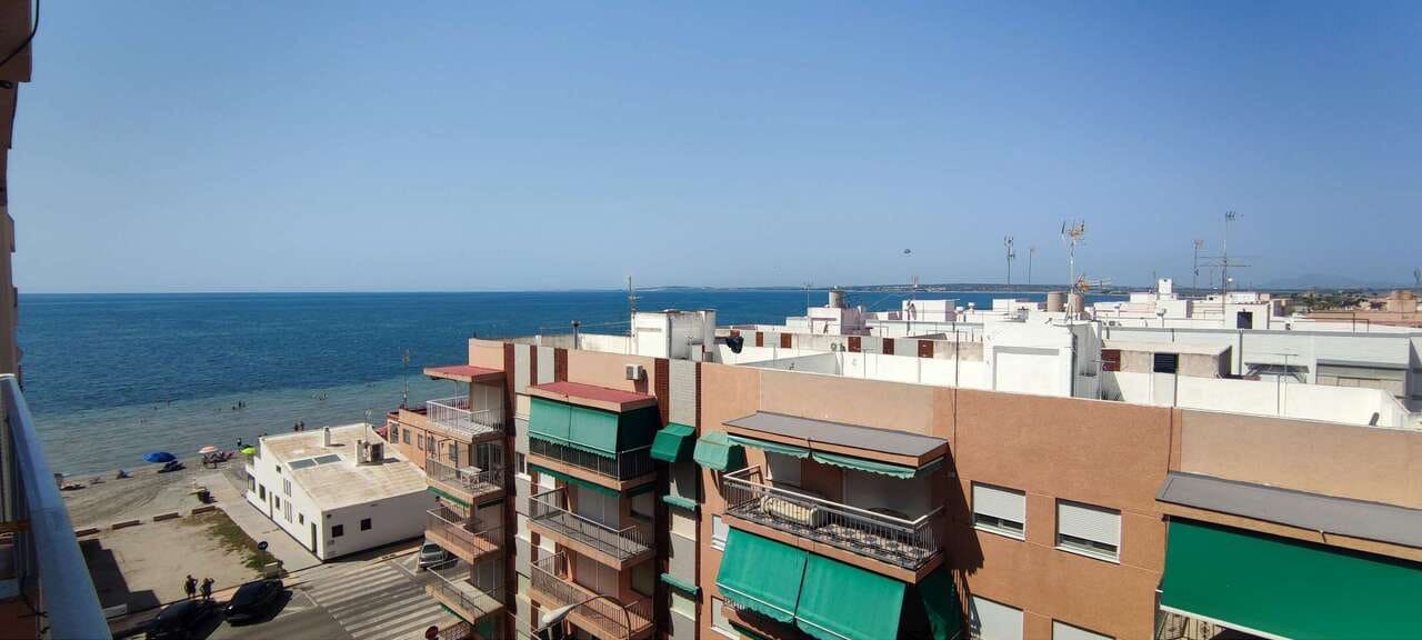 Apartamento de 3 dormitorios en Santa Pola, Spain No. 156909
