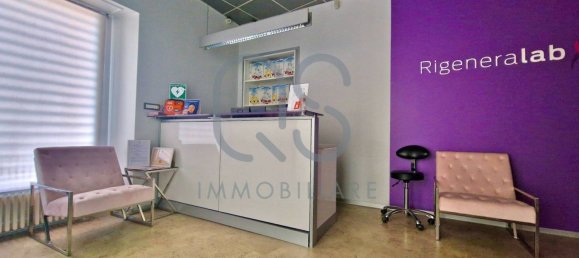 4غرفة عقار تجاري في Turin, Italy رقم 370303 2