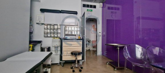 4غرفة عقار تجاري في Turin, Italy رقم 370303 10