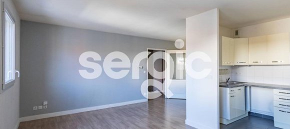 Apartamento de 2 dormitorios en Lannoy, France No. 222416 3