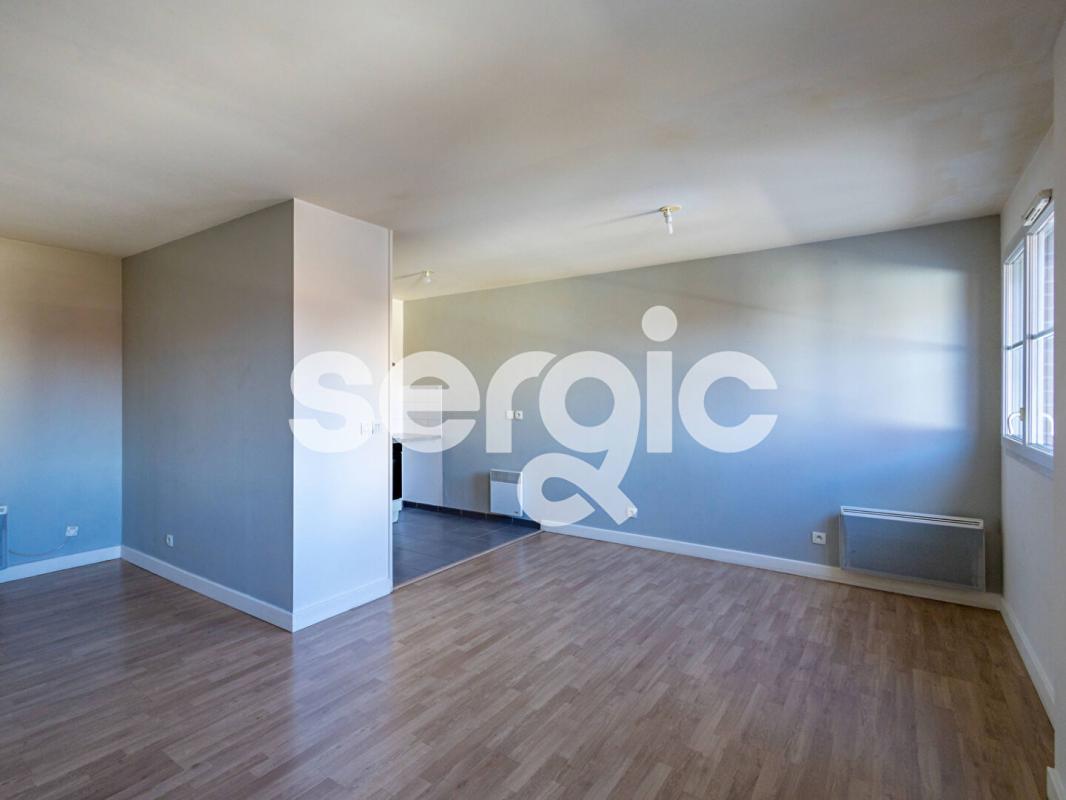 Apartamento de 2 dormitorios en Lannoy, France No. 222416