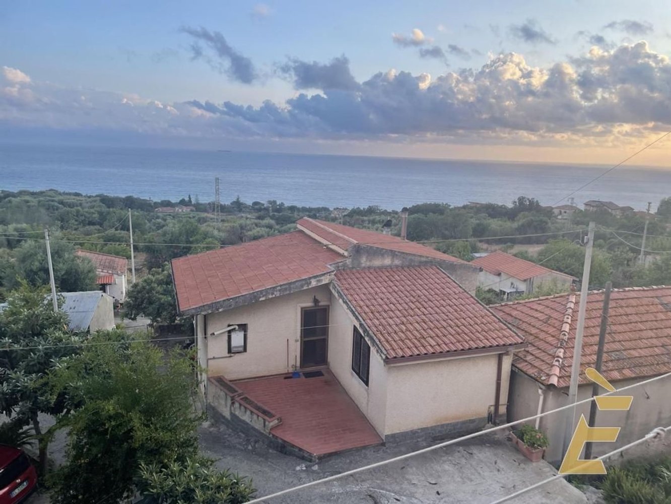 Дом с 3 спальнями в Йопполо, Италия № 336045