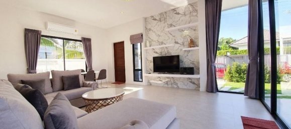 4 bedrooms Cafe / restaurant in Hua Hin, Thailand No. 6932 6