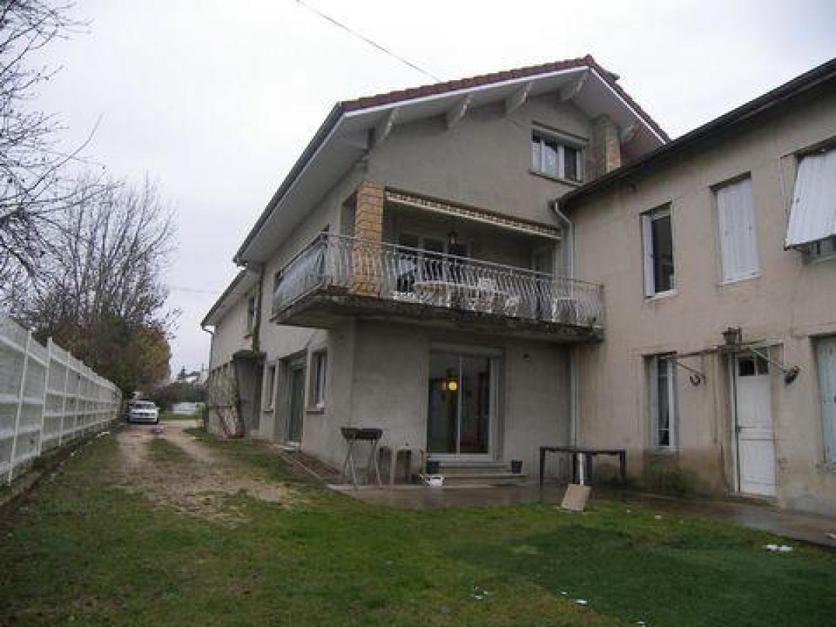 6 chambres Maison à Oyonnax, France No. 25129