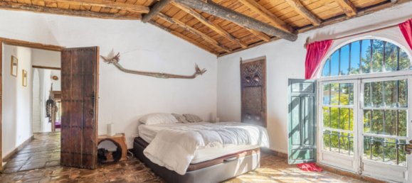 Villa de 5 dormitorios en Benahavís, Spain No. 76386 10