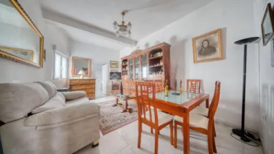 3 bedrooms Apartment in Valladolid, Spain No. 210938