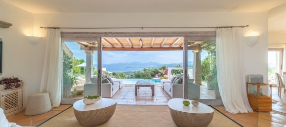 6 bedrooms Villa in Arzachena, Italy No. 60265 17