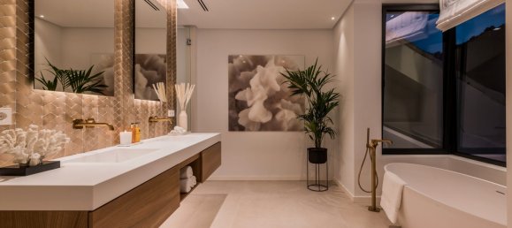 Дом с 5 спальнями в Эстепона, Испания № 33382 17