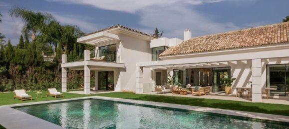 Дом с 5 спальнями в Эстепона, Испания № 33382 2