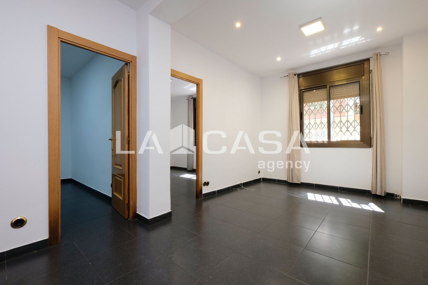 2 bedrooms Apartment in Barcelona, Spain No. 253134