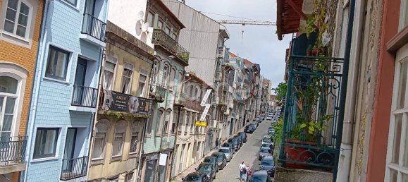 4 bedrooms House in Porto, Portugal No. 199168 9