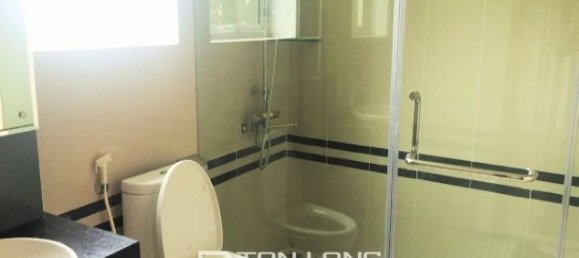 4 Schlafzimmer Villa in Long Bien, Vietnam, Nr. 3556 8