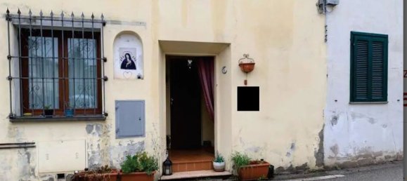 4 rooms House in Signa, Italy No. 186790 2