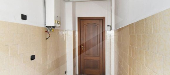 Apartamento de 3 divisões em Busto Arsizio, Italy N.º 17147 11