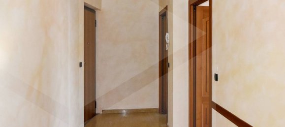 Apartamento de 3 divisões em Busto Arsizio, Italy N.º 17147 4