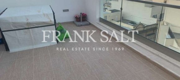 2 Schlafzimmer Penthouse in Sliema, Malta, Nr. 9821 2