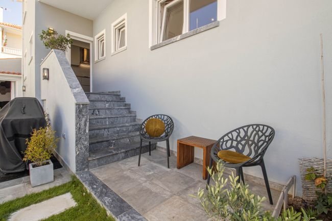 6 bedrooms Villa in Cascais, Portugal No. 344598