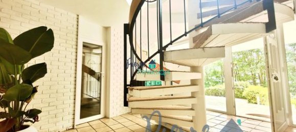 4 bedrooms House in Seine-Maritime, France No. 315179 3