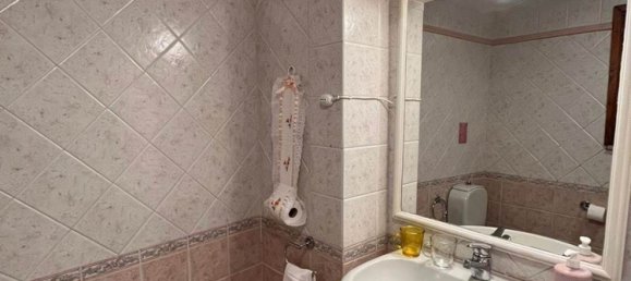 6 rooms Apartment in Lucca, Italy No. 10904 17