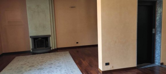 5 rooms Building in Pavia, Italy No. 211465 12