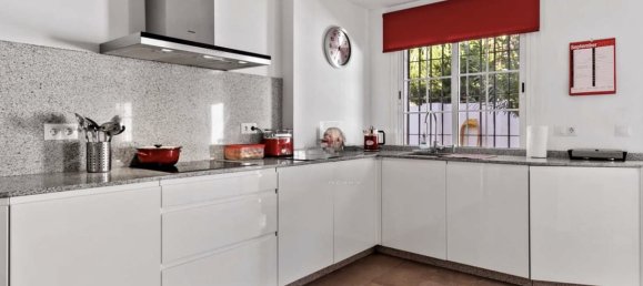 5 Schlafzimmer Villa in Estepona, Spain, Nr. 180821 8