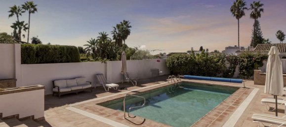 5 Schlafzimmer Villa in Estepona, Spain, Nr. 180821 22