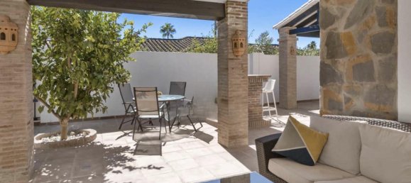 5 Schlafzimmer Villa in Estepona, Spain, Nr. 180821 2