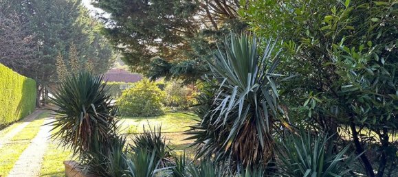 4 bedrooms House in Noailles, France No. 222606 3