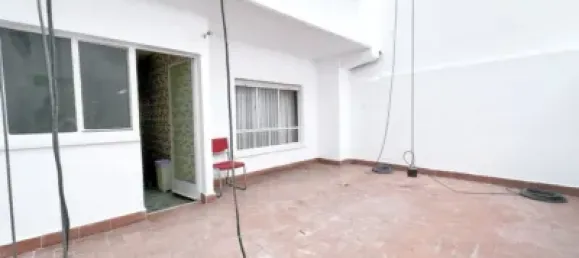 4 bedrooms Apartment in Mislata, Spain No. 175503 9