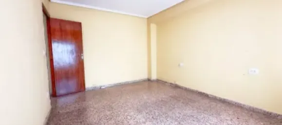 4 bedrooms Apartment in Mislata, Spain No. 175503 20