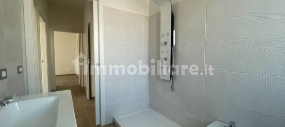 Apartamento T3 em Reggio Emilia, Italy N.º 300948 10