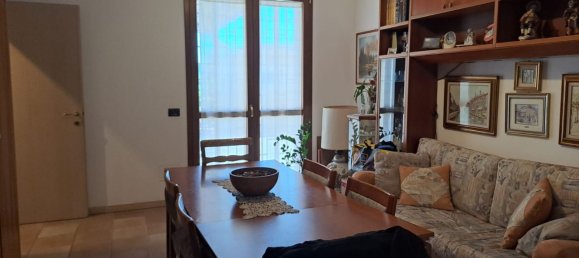 Entrepôt à Treviglio, Italy 1000m² No. 364740 2