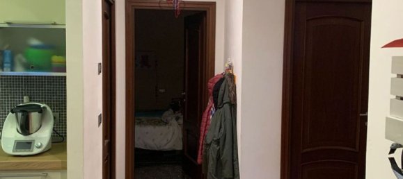 5 rooms Apartment in Savona, Italy No. 110980 3