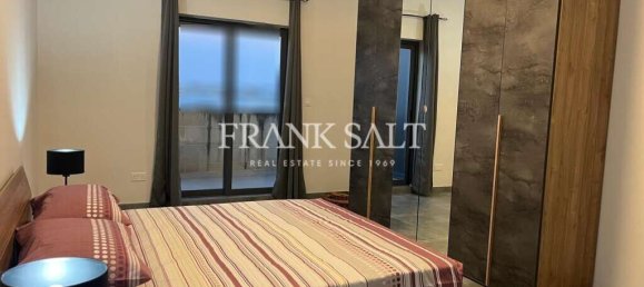 2 bedrooms Penthouse in Fgura, Malta No. 8174 6