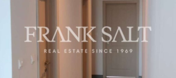 2 bedrooms Penthouse in Fgura, Malta No. 8174 12