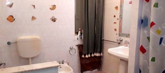 4 rooms Apartment in Palermo, Italy No. 253180 6