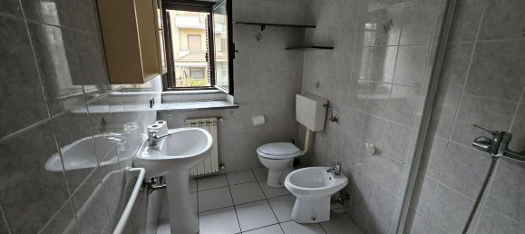 Edifício em Borgomanero, Italy 180 m² N.º 133863 6