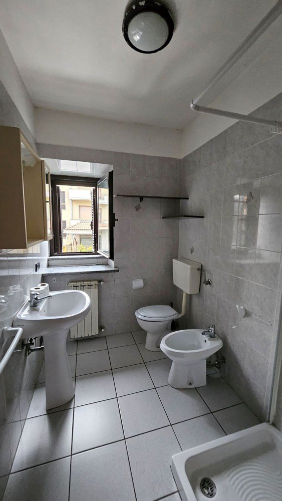 Edifício em Borgomanero, Italy 180 m² N.º 133863