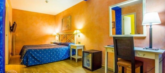 3600m² Hotel in Barcelona, Spain No. 330 8